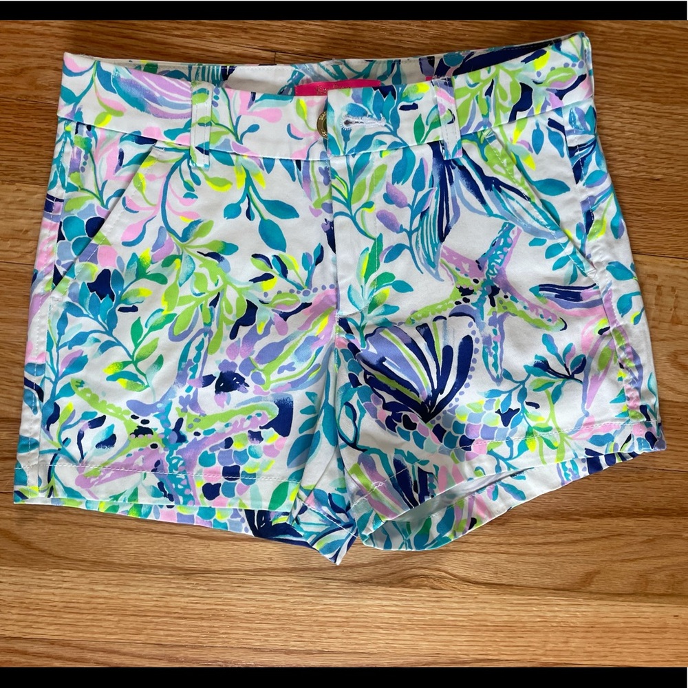 Lily Pulitzer brand new with tags. Never warn size 2 shorts. Inseam 4”.